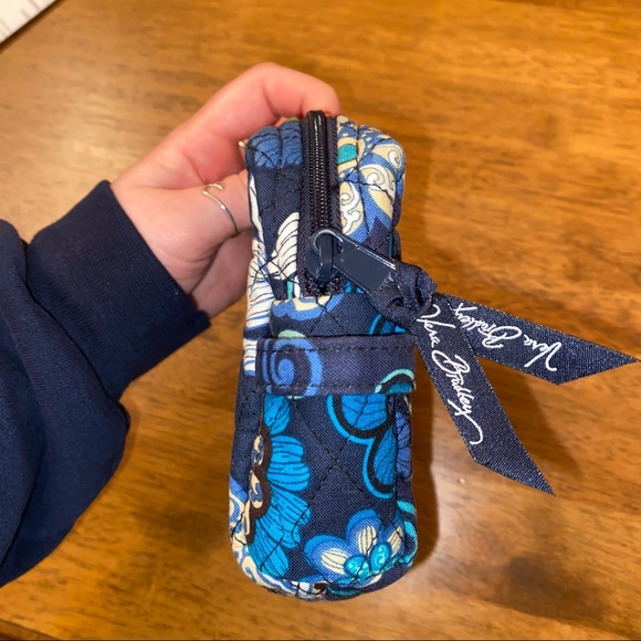Vera Bradley Blue Floral Small Cosmetic travel bag - Picture 7 of 14
